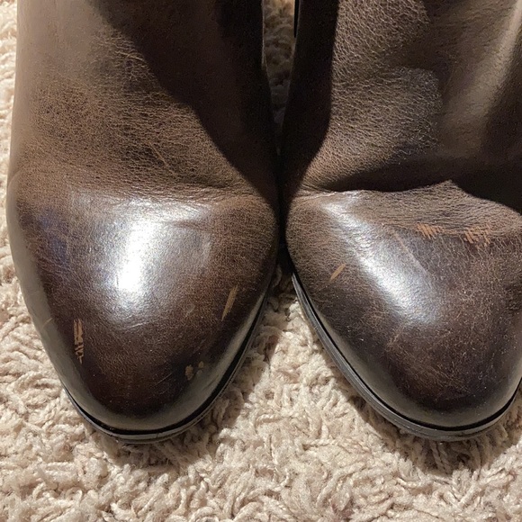 Arturo Chiang leather booties. - Picture 2 of 9